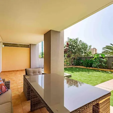 4 Bedroom With Jacuzzi, Heated Swimmingpool, Front Ocean And View ! Villa *