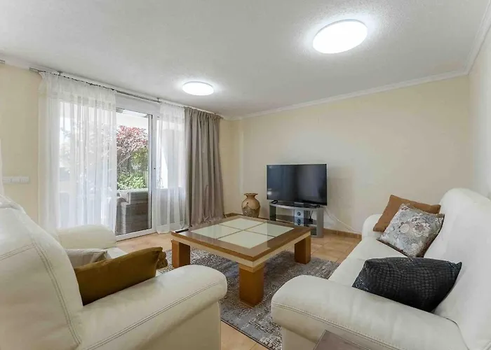 4 Bedroom With Jacuzzi, Heated Swimmingpool, Front Ocean And View ! Los Cristianos (Tenerife)