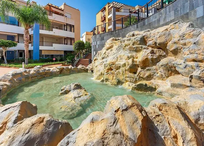 4 Bedroom With Jacuzzi, Heated Swimmingpool, Front Ocean And View ! Los Cristianos (Tenerife)